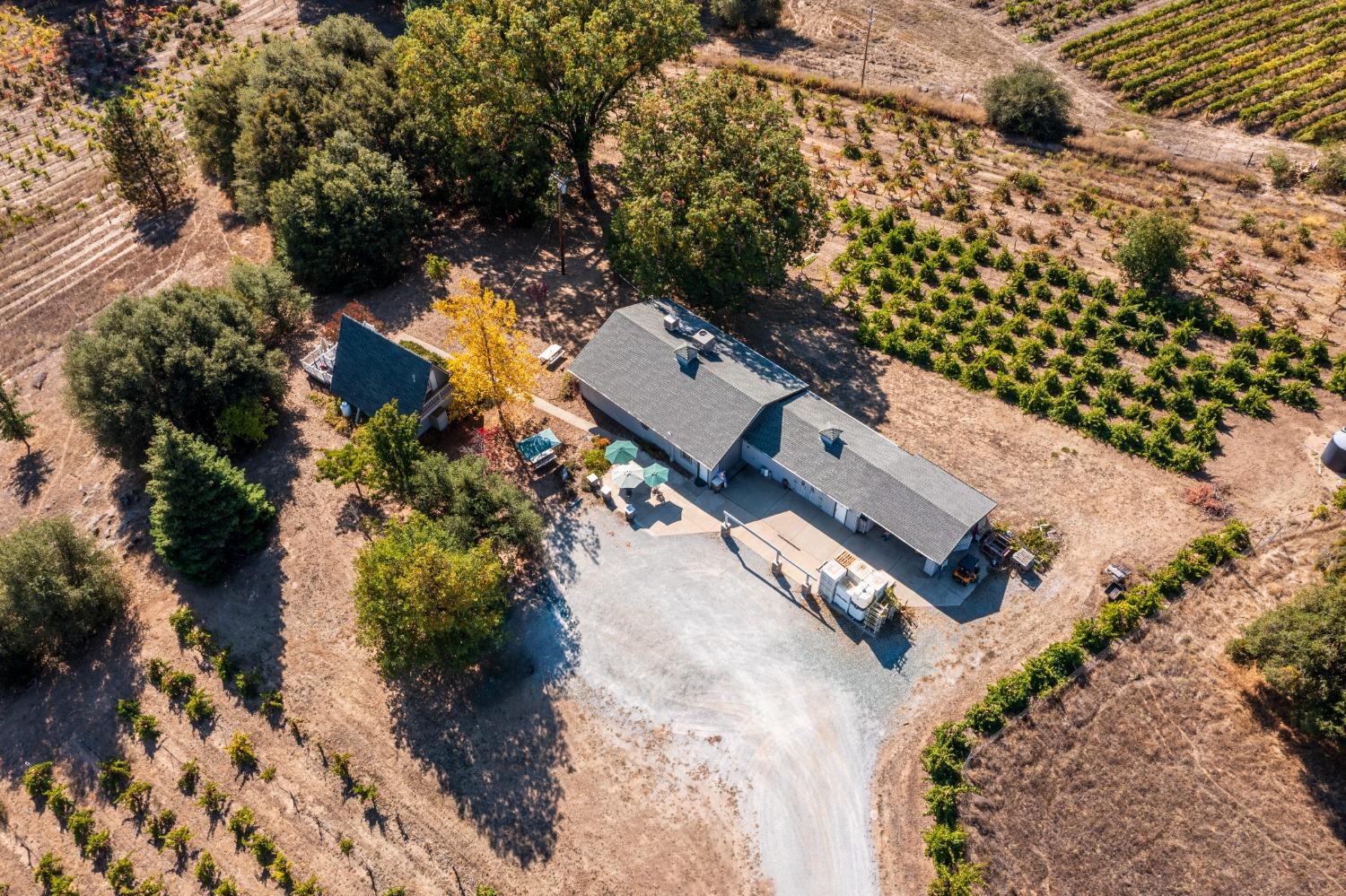 Gray Rock, Somerset, California image 3