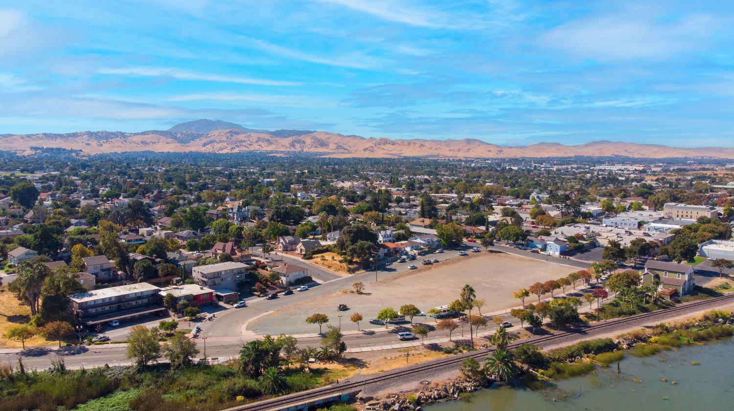 W 3rd Street, Antioch, California image 17