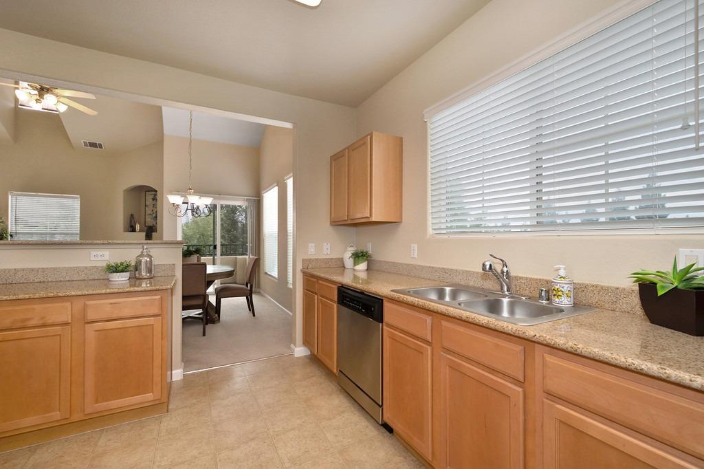 Photo #13: 223095405 Listing: Photo #13