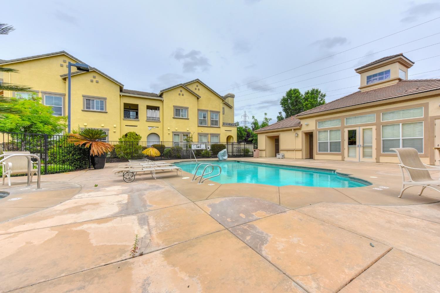 Photo #32: 223095405 Listing: Photo #32