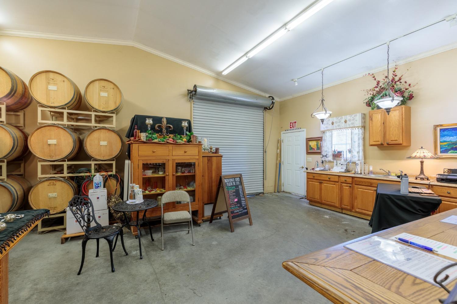 Gray Rock, Somerset, California image 9