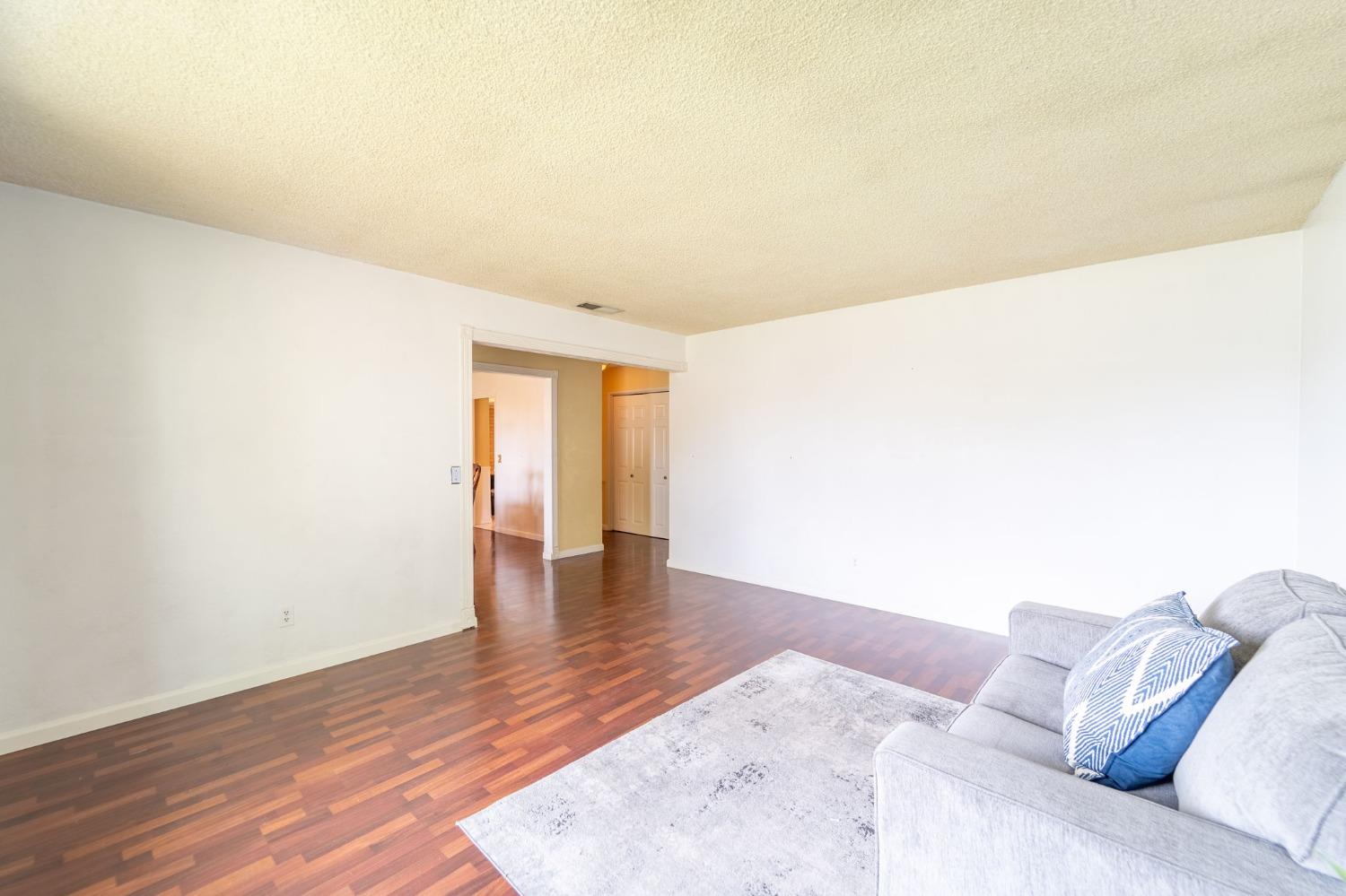 Scott Drive, Atwater, California image 7