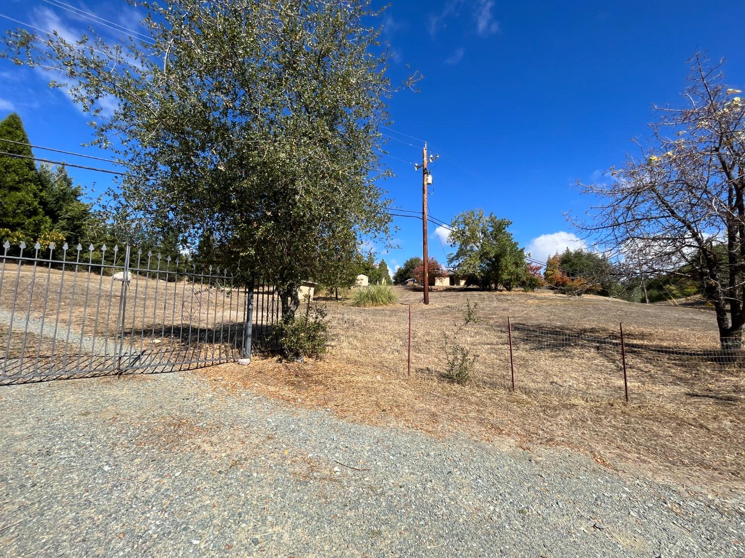 Perry Creek Road, Somerset, California image 44