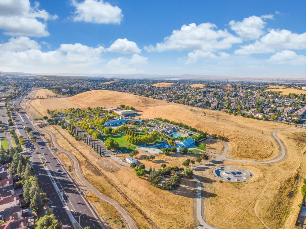 Homestead Court, Antioch, California image 32