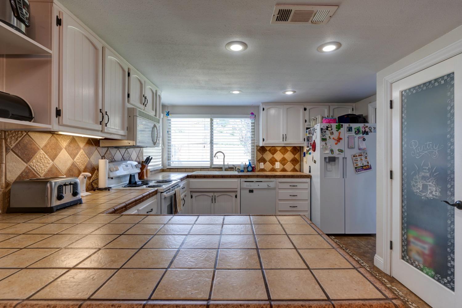 Stacey Court, Atwater, California image 13