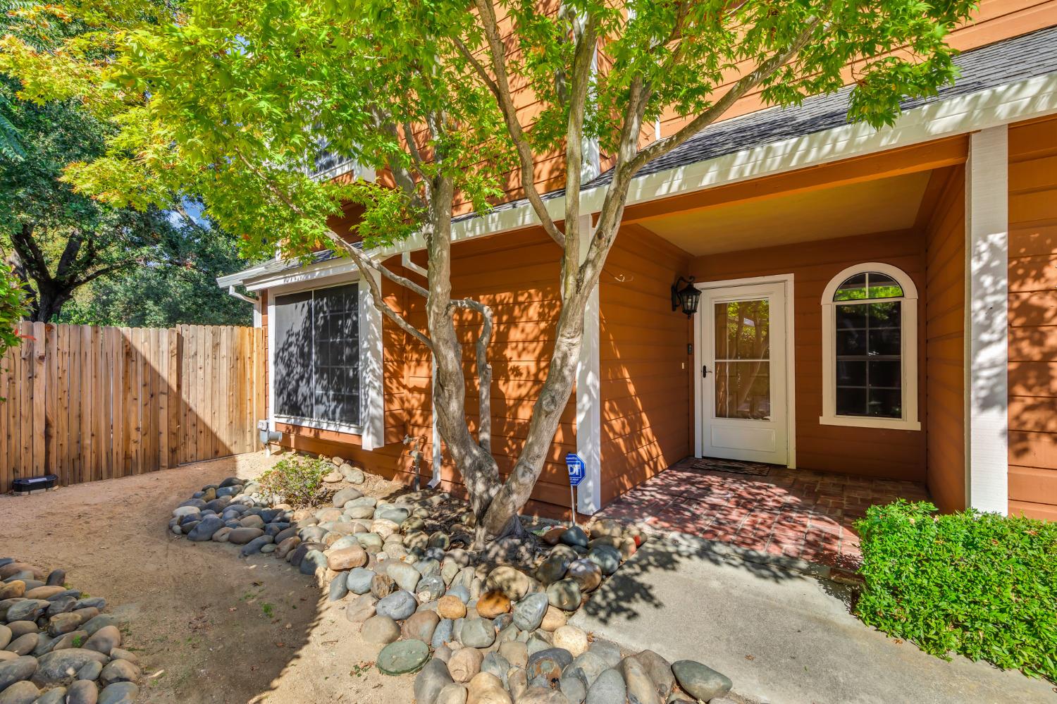 Photo #4: 223099345 Listing 