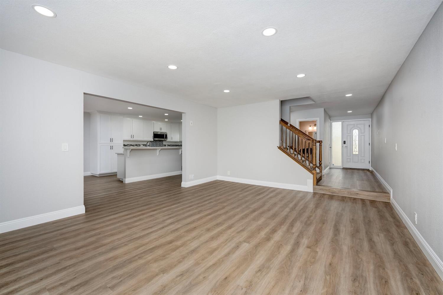 Photo #6: 223095340 Listing 