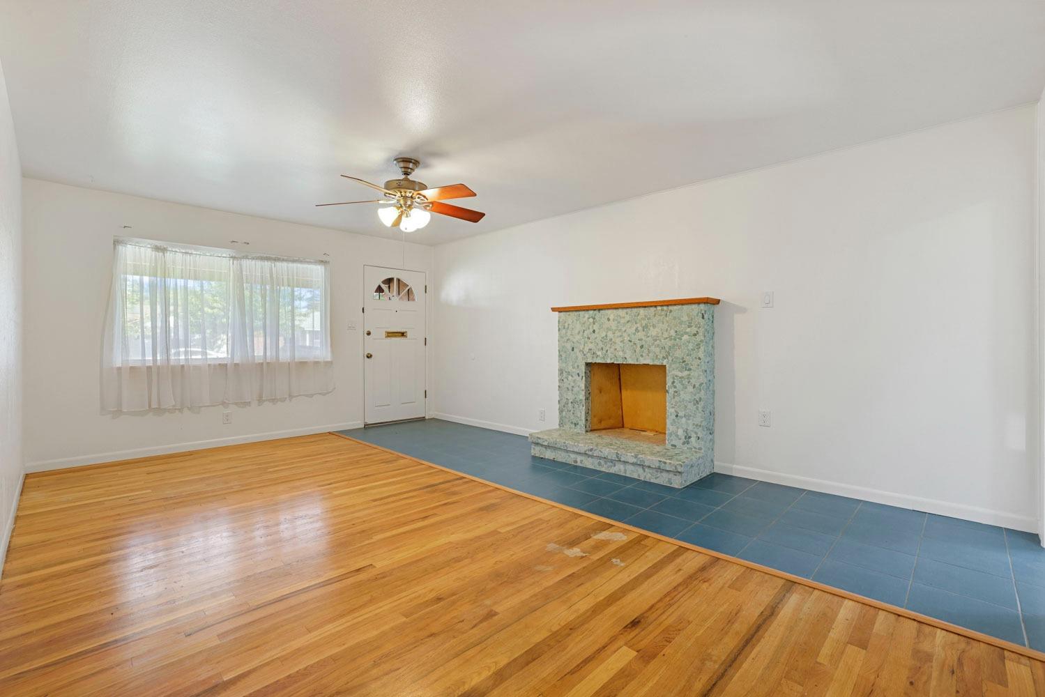 E Clinton Avenue, Atwater, California image 7