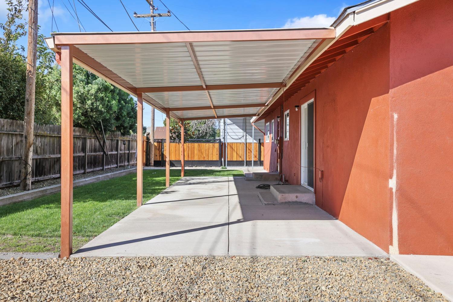 E Clinton Avenue, Atwater, California image 35