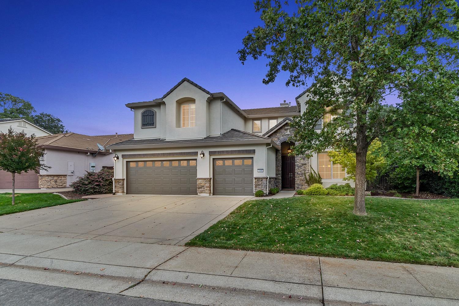 Photo of 5088 Whistlers Bend Wy in El Dorado Hills, CA