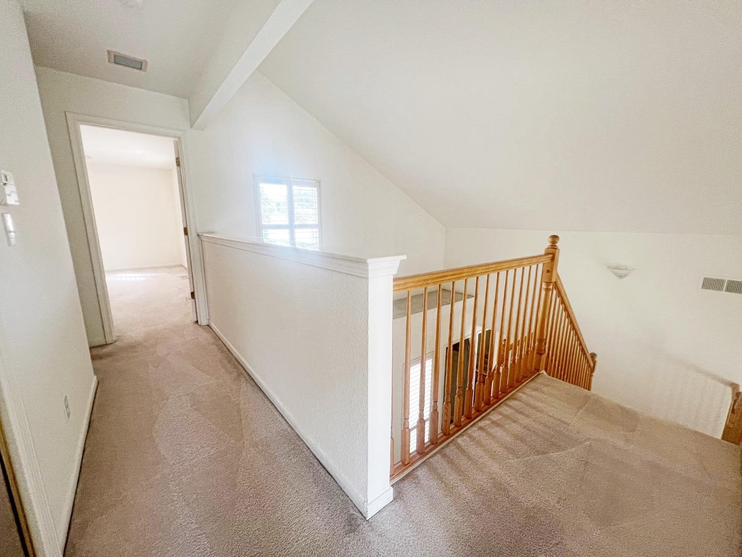 Detail Gallery Image 27 of 61 For 2164 Canyon Creek Dr, Stockton,  CA 95207 - 3 Beds | 2/1 Baths