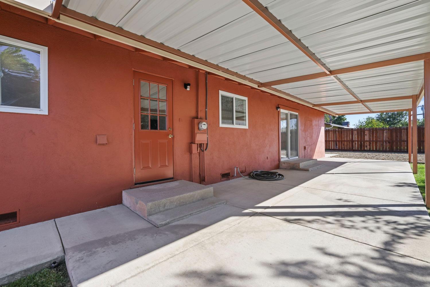 E Clinton Avenue, Atwater, California image 32