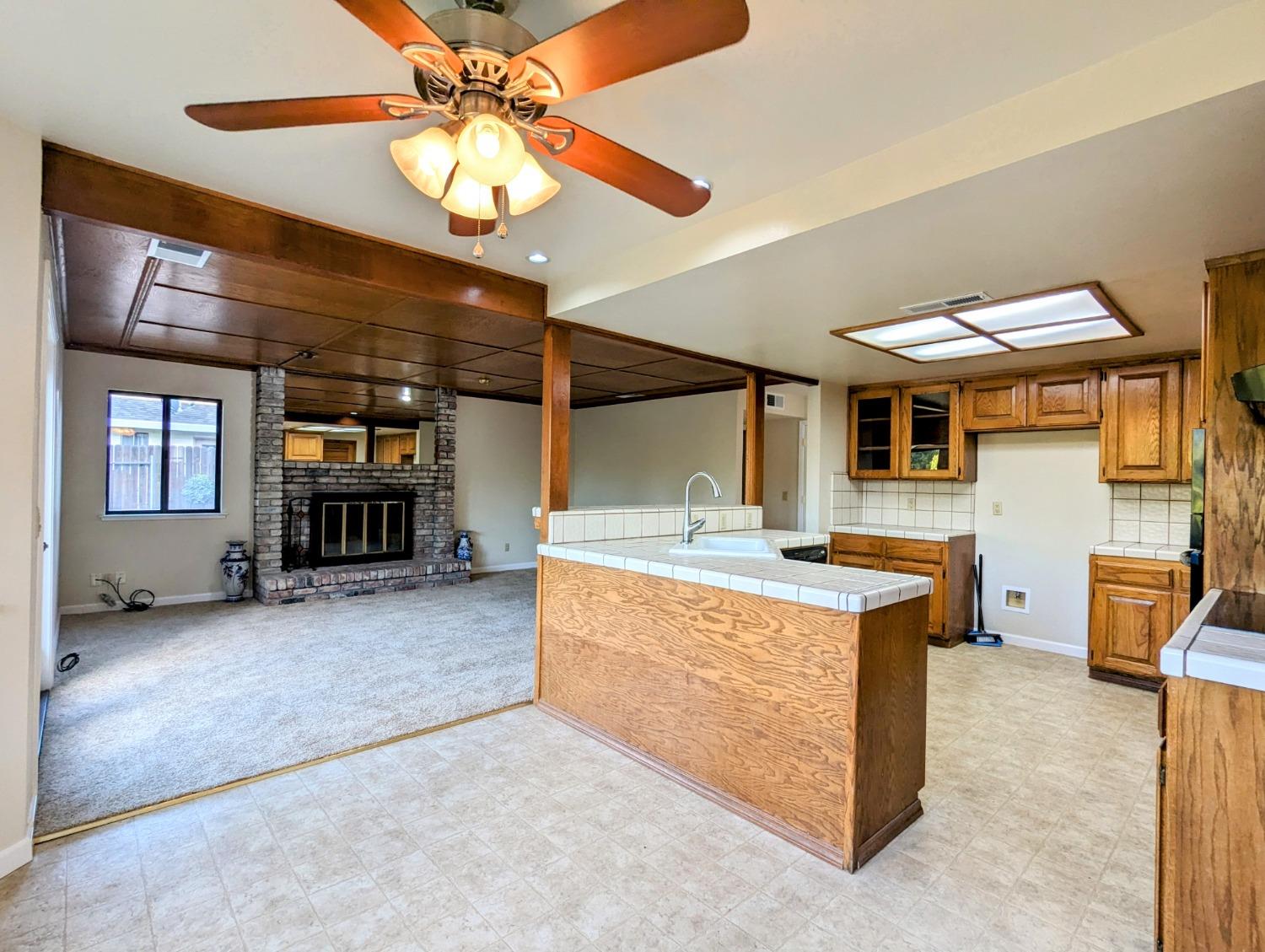 Walnut Hills Way, Fair Oaks, California image 6