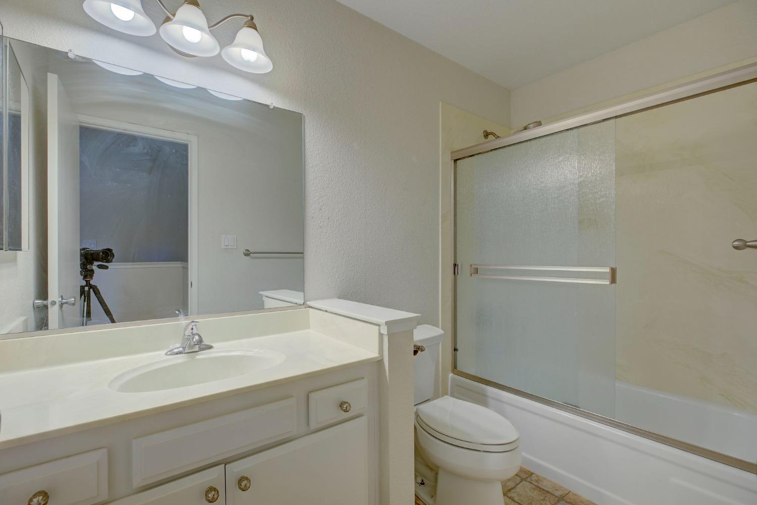Photo #13: 223099533 Listing: Photo #13