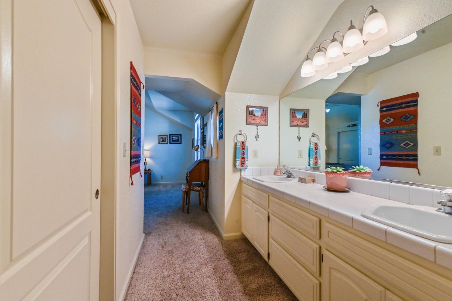 Annalee Drive, Angels Camp, California image 9
