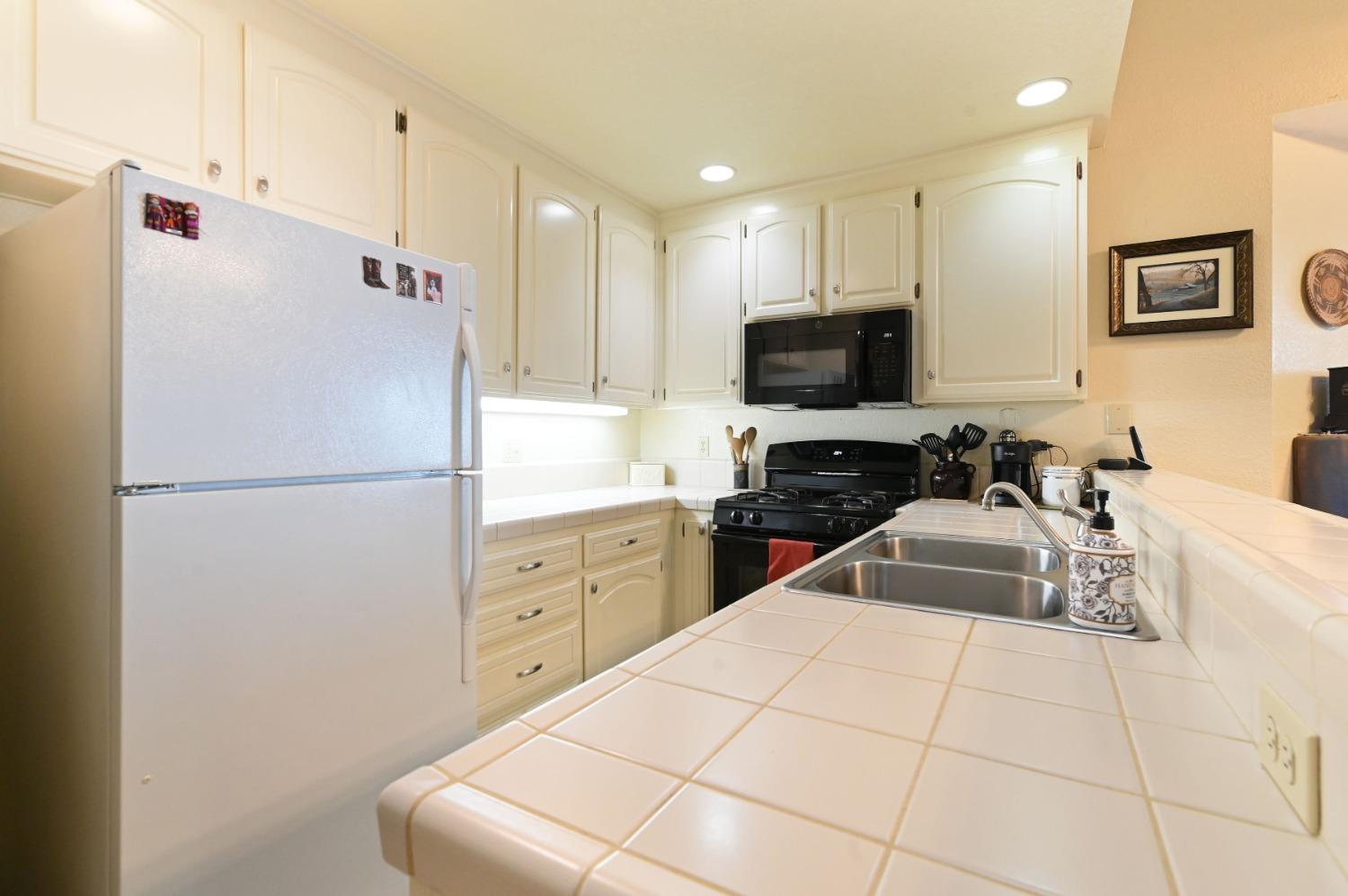Annalee Drive, Angels Camp, California image 26
