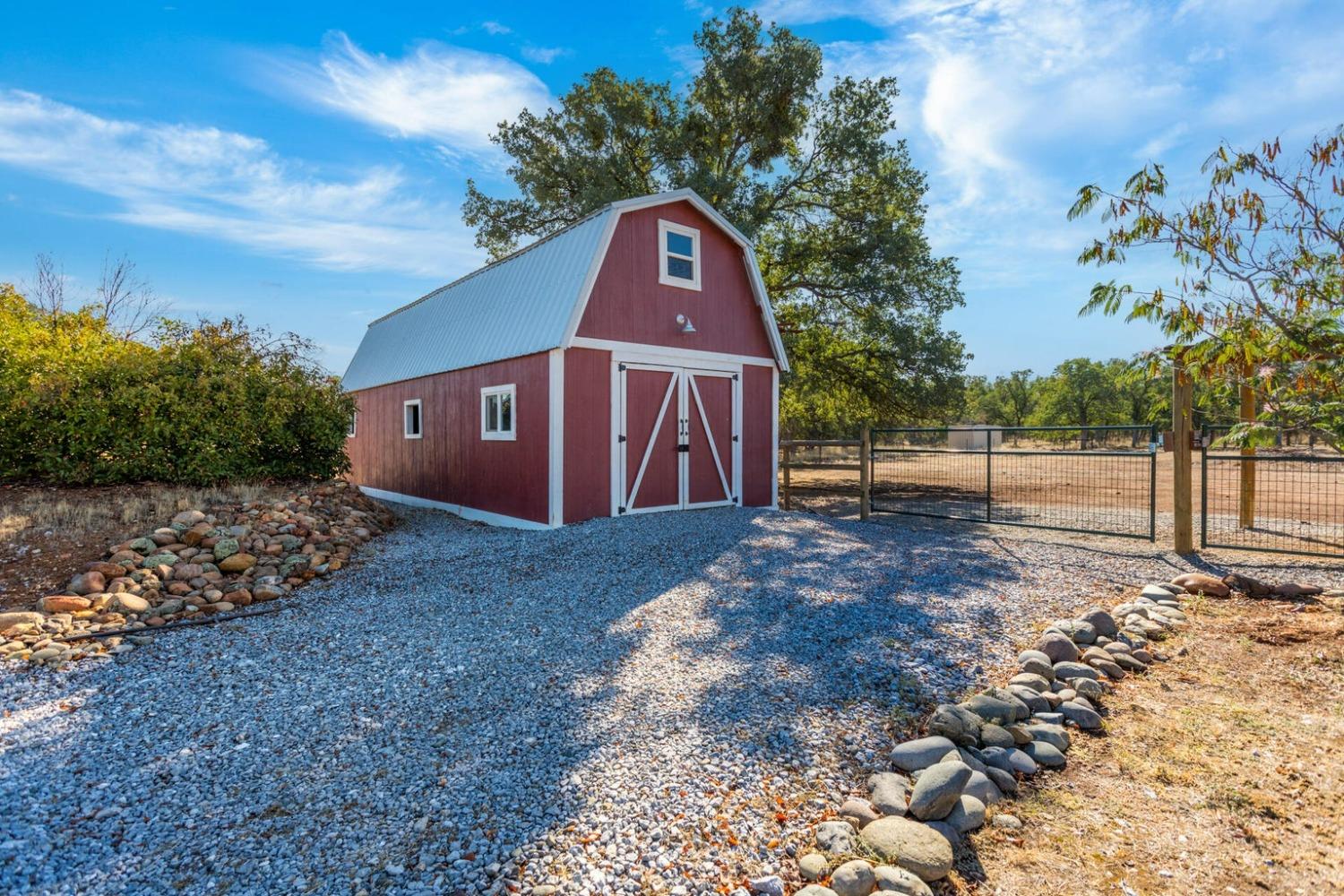 Bella Flores Lane, Palo Cedro, California image 6