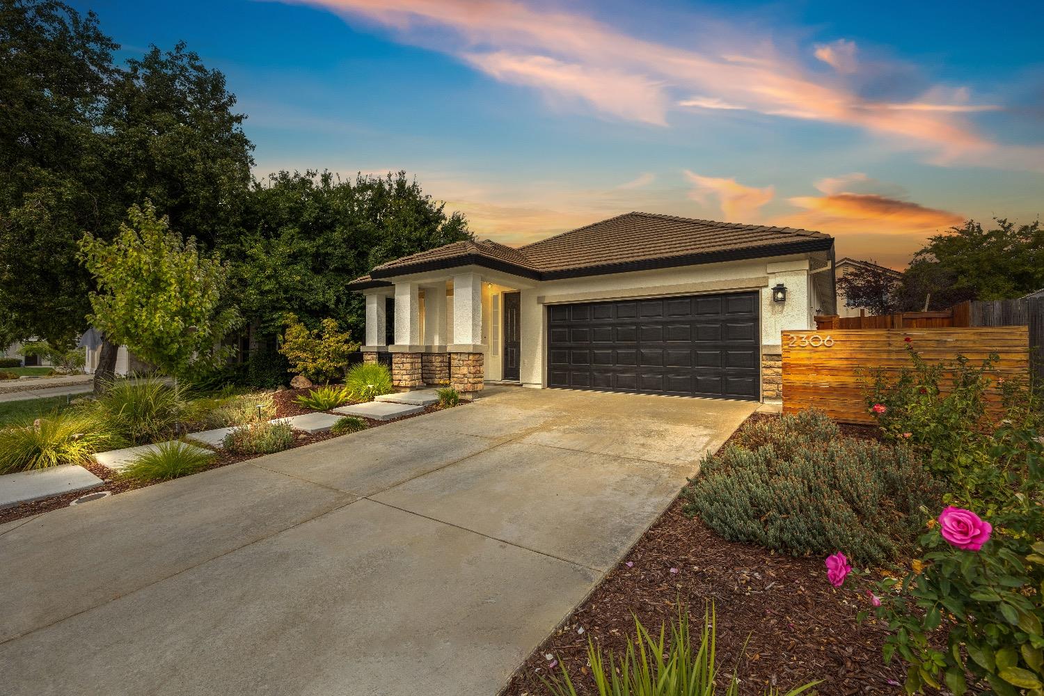Photo of 2306 Canary Dr in Rocklin, CA