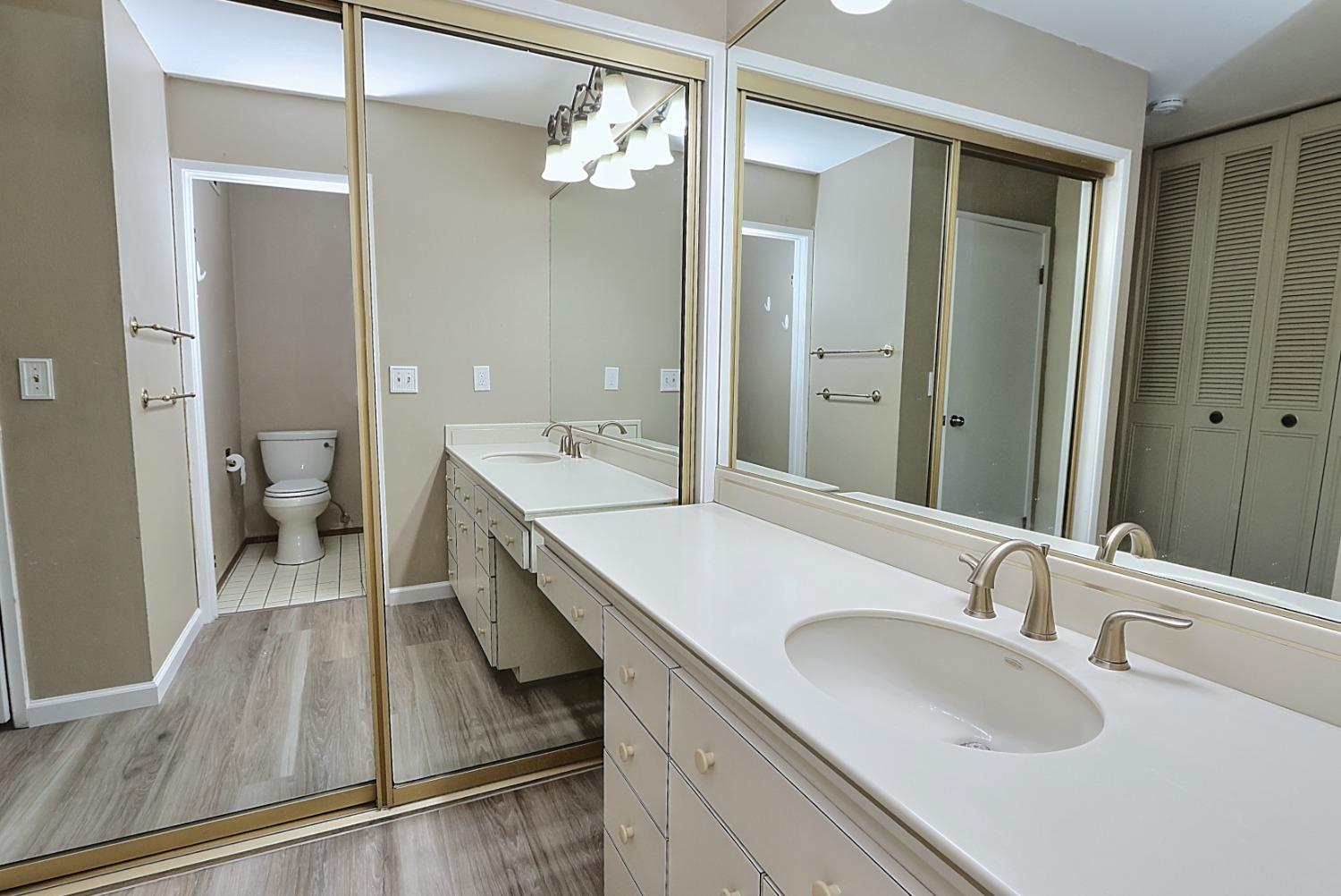 Photo #19: 223100994 Listing: Photo #19