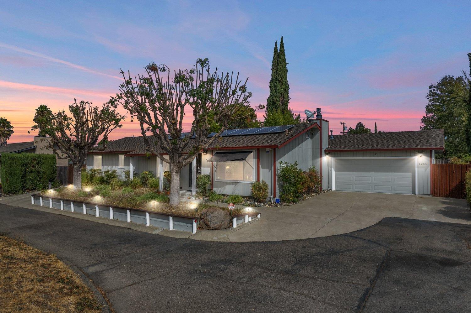 Photo of 1265 Grimmwood Pl in Concord, CA