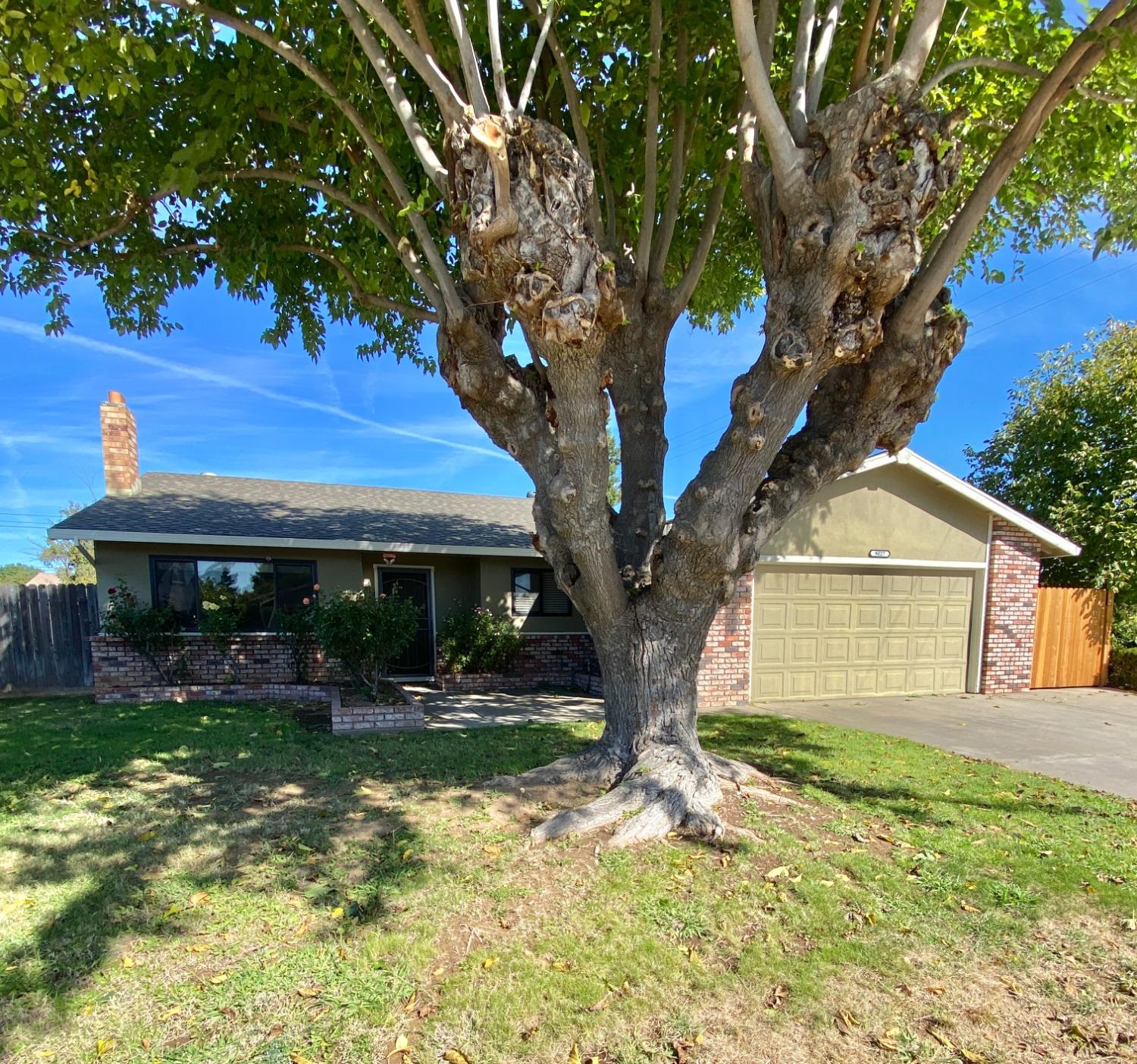 Photo of 9027 Brydon Wy in Sacramento, CA