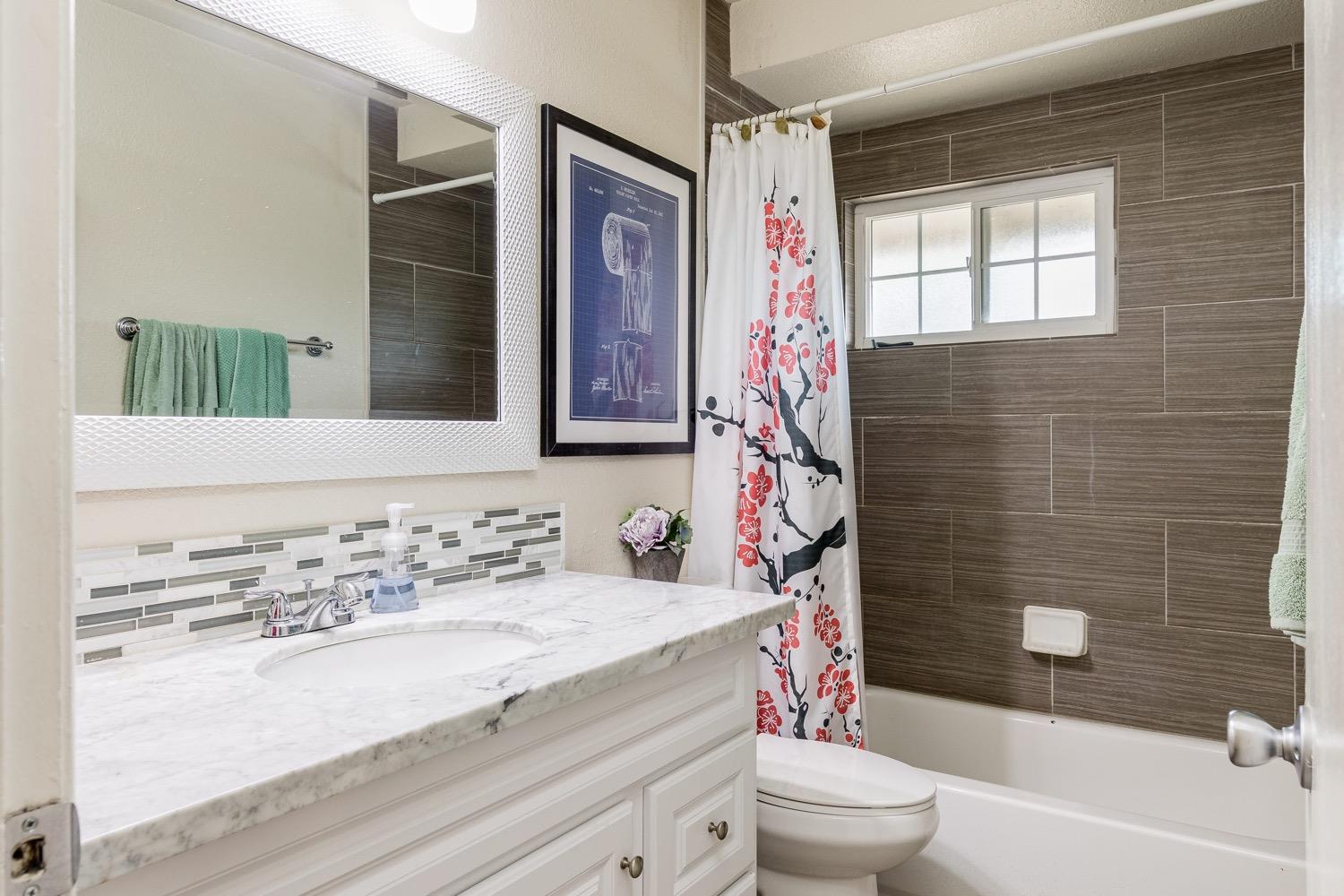 Amerigo Avenue, Orangevale, California image 20