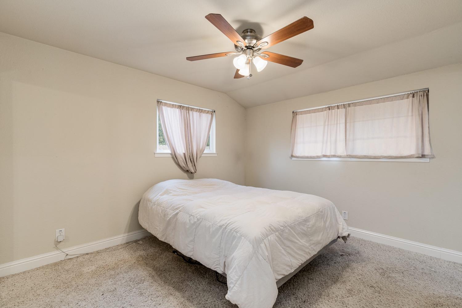 Amerigo Avenue, Orangevale, California image 14