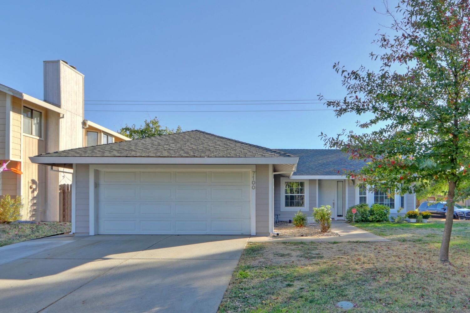 Photo of 7100 Regard Wy in Sacramento, CA