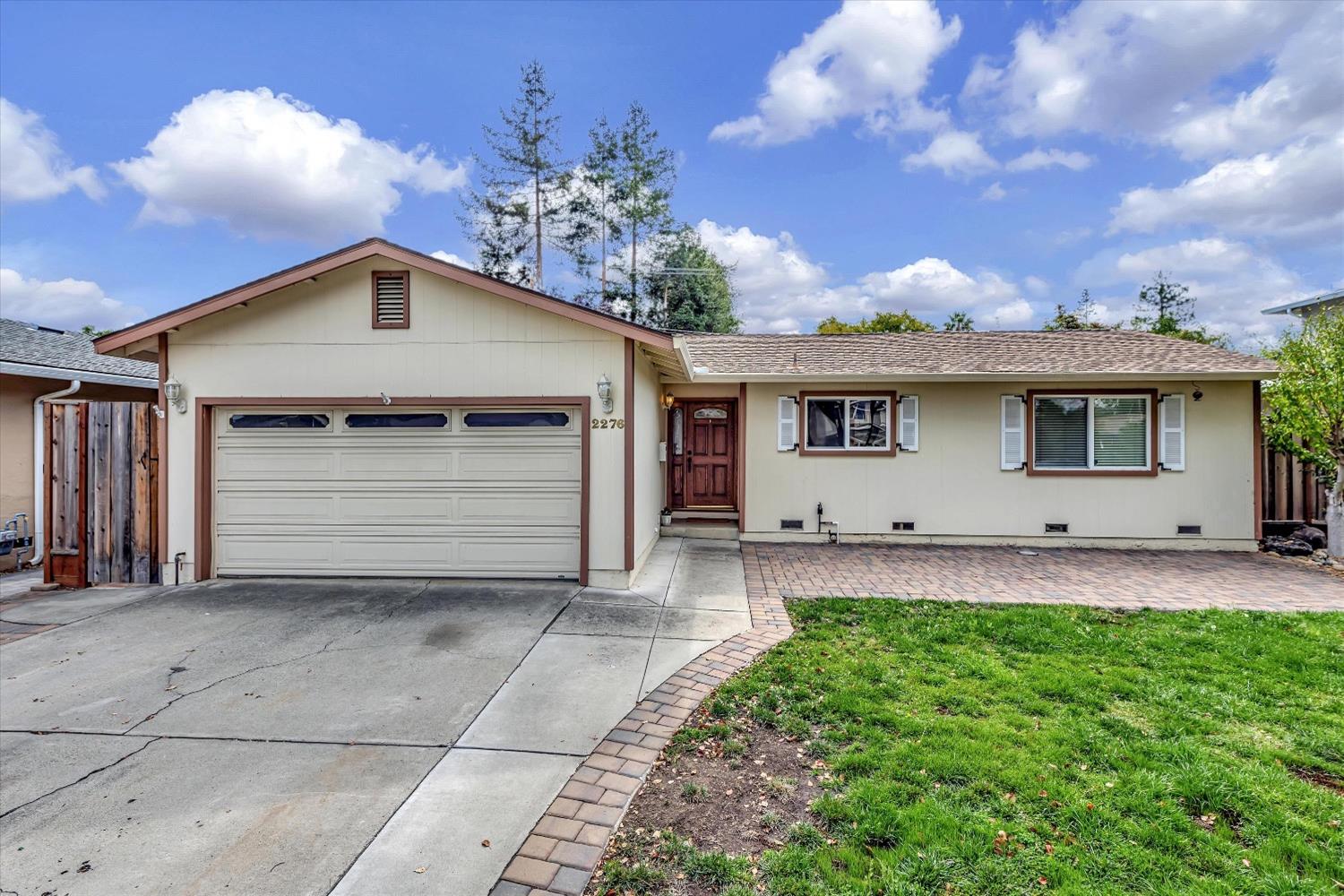 Detail Gallery Image 1 of 1 For 2276 Highland Park Ln, Campbell,  CA 95008 - 3 Beds | 2 Baths