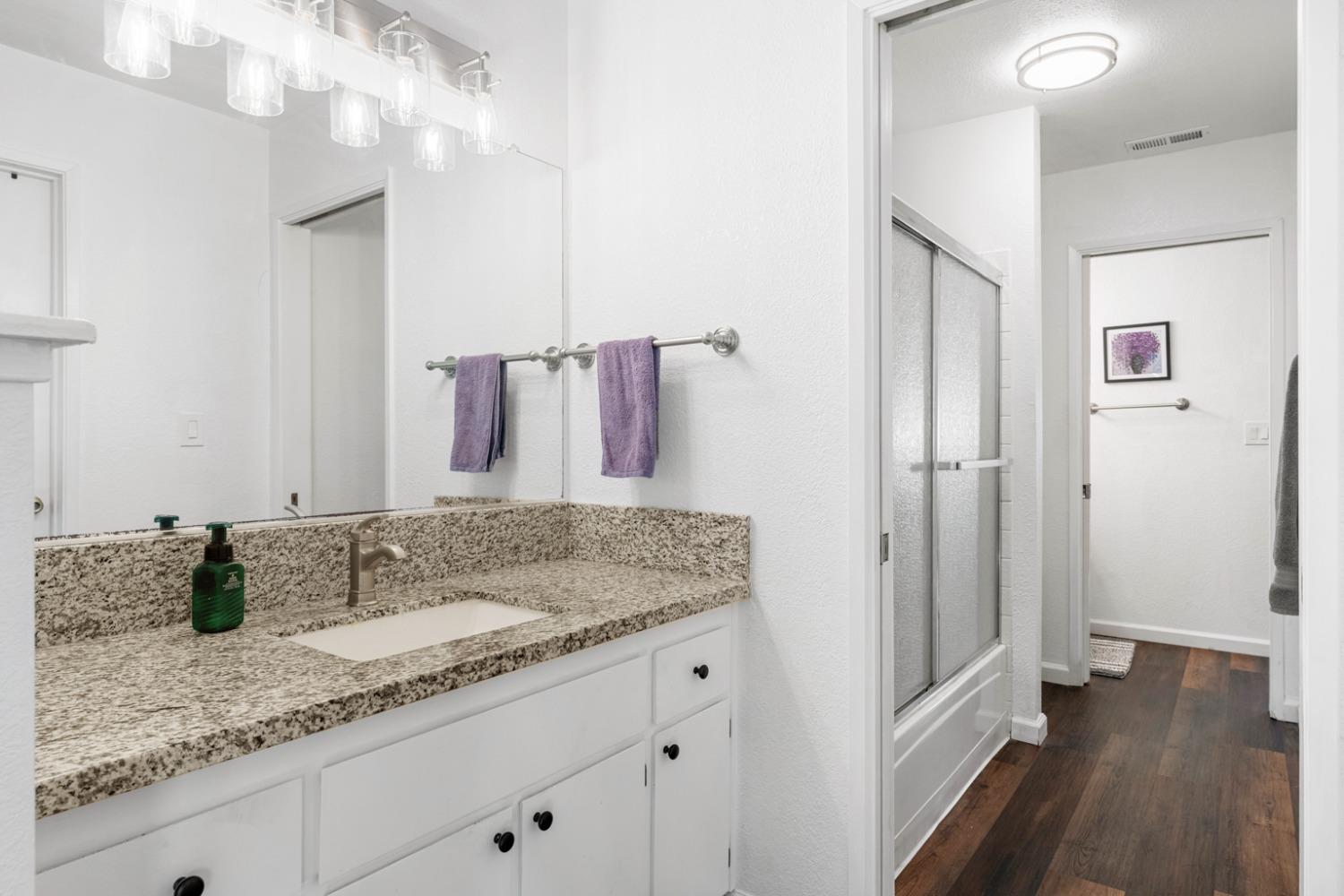 Photo #16: 223099289 Listing: Photo #16