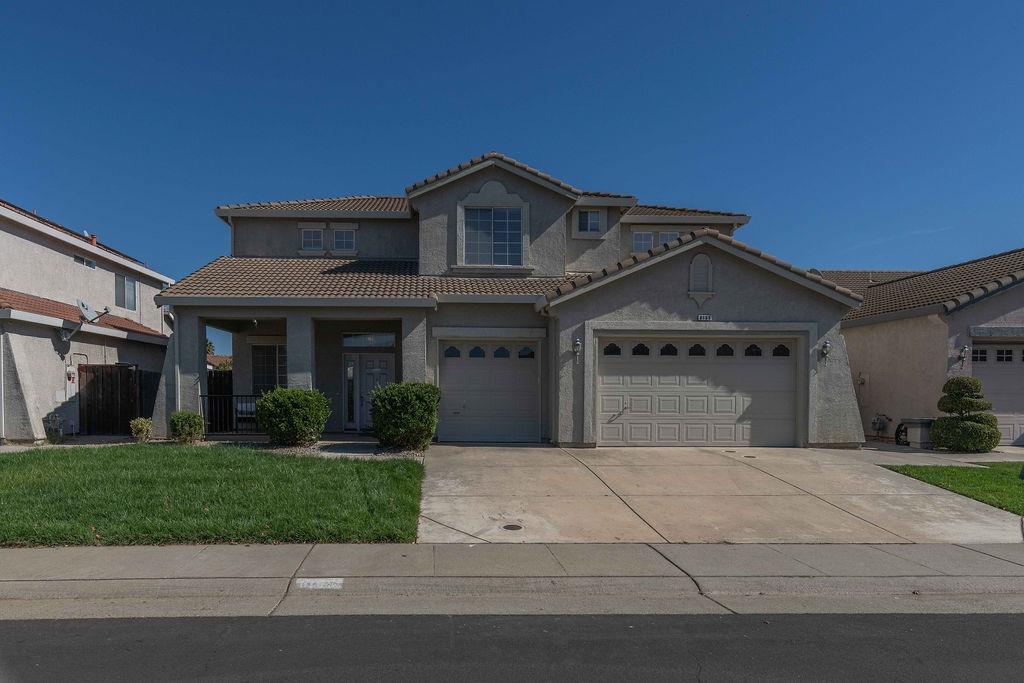 Photo of 8165 Dunisch Rd in Elk Grove, CA