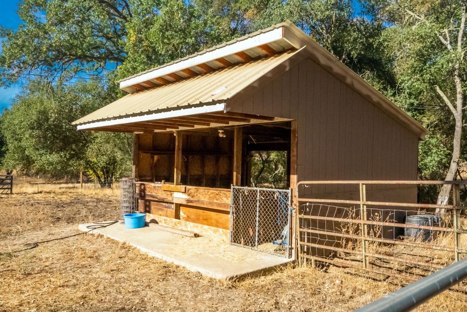 Lombardi Drive, Mokelumne Hill, California image 36