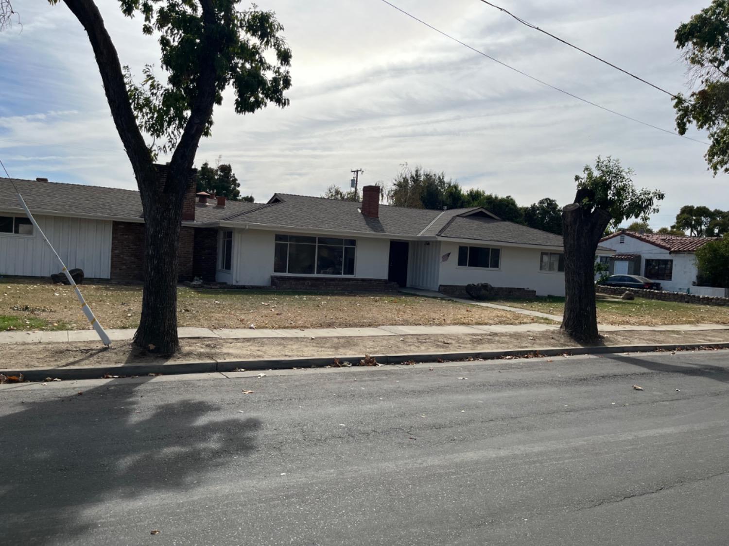 Adams Avenue, Los Banos, California image 2