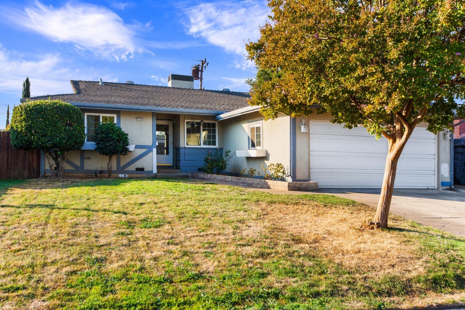 Detail Gallery Image 1 of 1 For 7722 Highland Ave, Citrus Heights,  CA 95610 - 3 Beds | 2 Baths