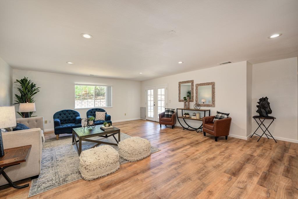 Detail Gallery Image 15 of 41 For 6351 Eldon Ave, Loomis,  CA 95650 - 3 Beds | 2 Baths