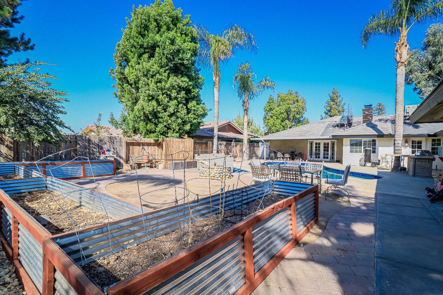Noah Avenue, Bakersfield, California image 34