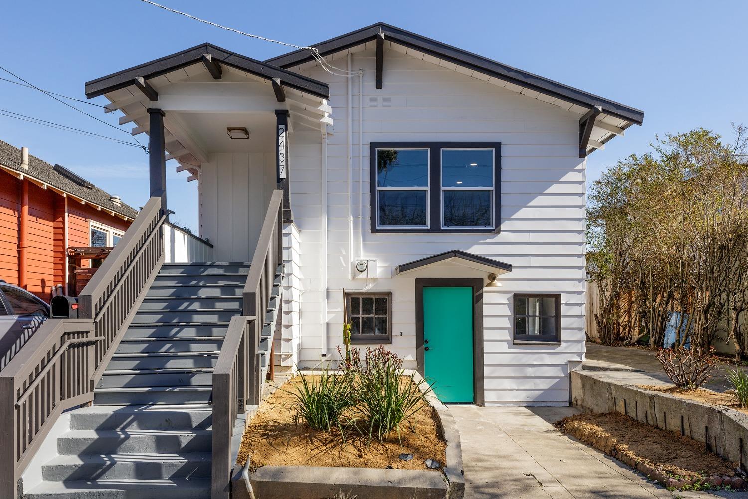 Photo of 2437 Acton St in Berkeley, CA