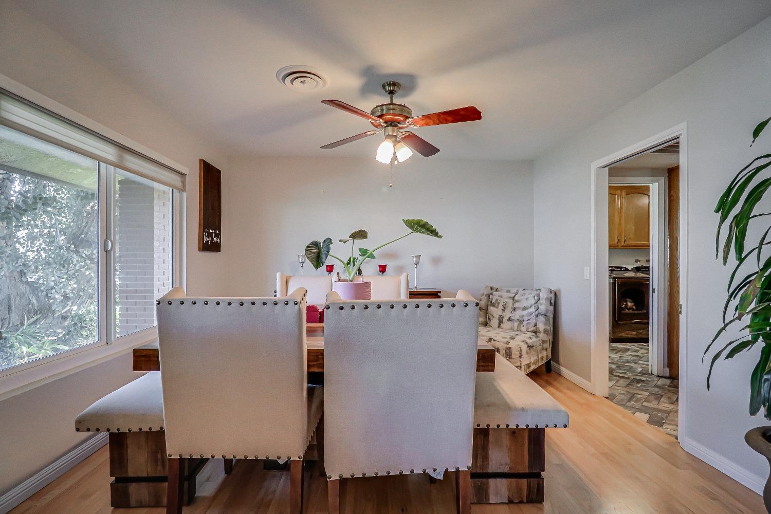 Noah Avenue, Bakersfield, California image 20
