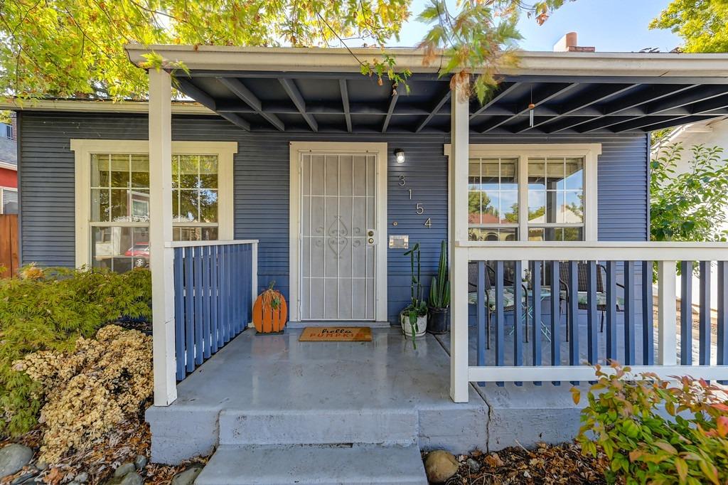 Photo of 3154 O St in Sacramento, CA