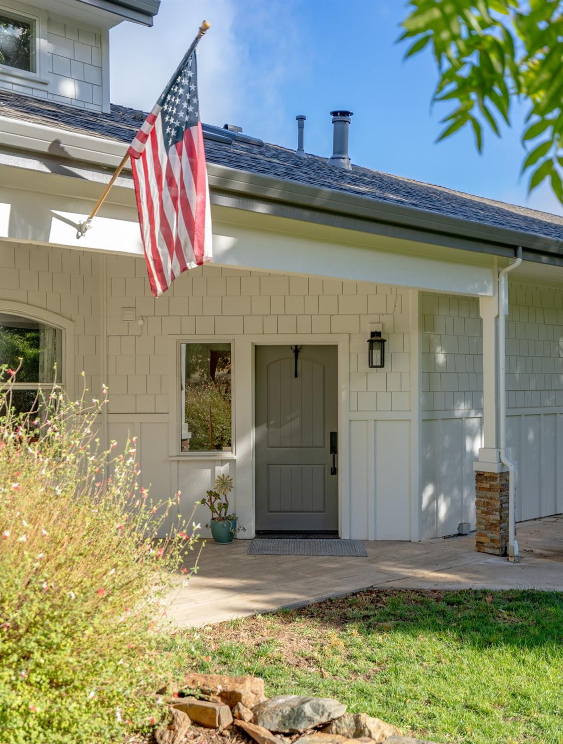 Mr Magpie Court, Shingle Springs, California image 5