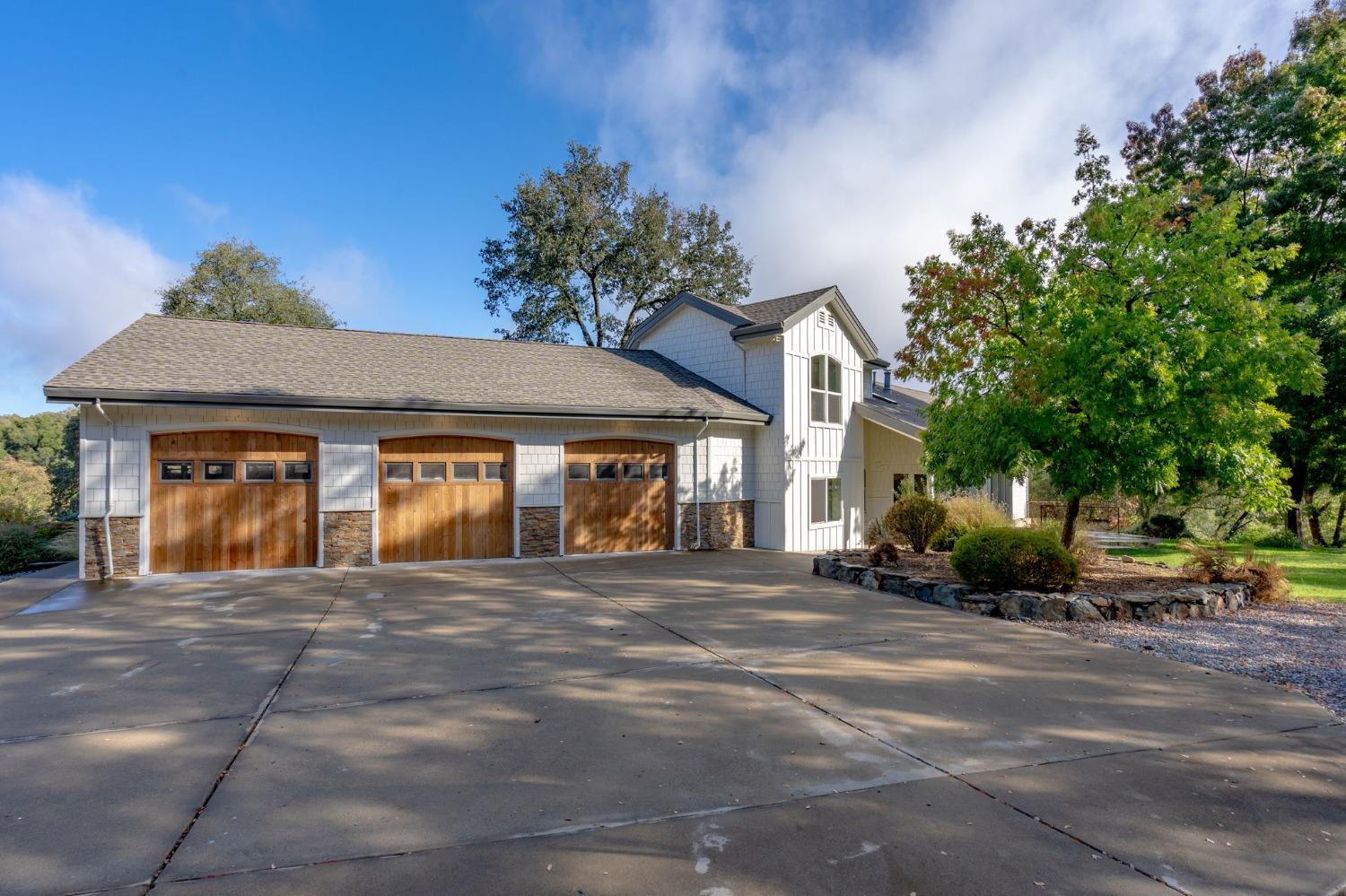 Mr Magpie Court, Shingle Springs, California image 3