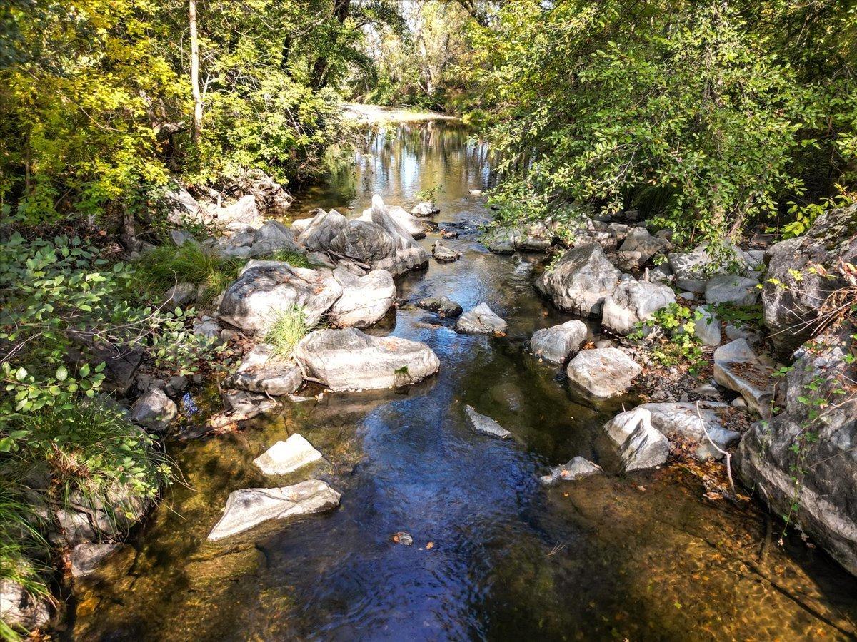 Country Lane, Penn Valley, California image 8