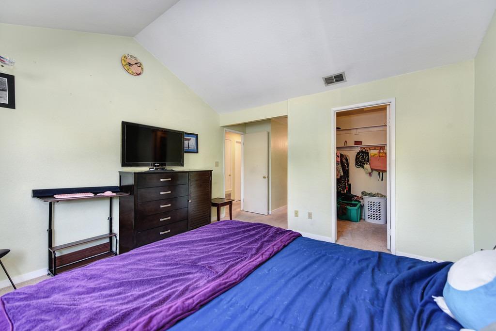 Photo #19: 223098247 Listing: Photo #19