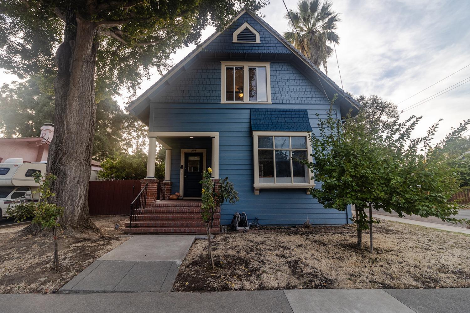 Photo of 504 Walnut St in Woodland, CA
