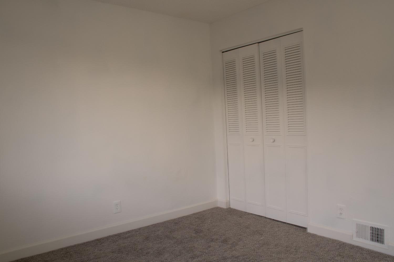 Photo #5: 223103126 Listing 