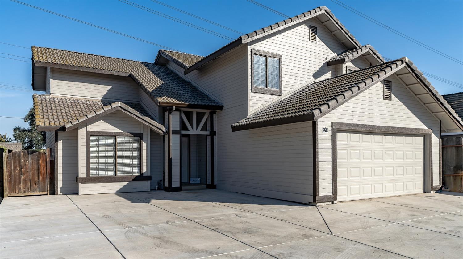 Photo of 2010 Glen Harbor Dr in Ceres, CA
