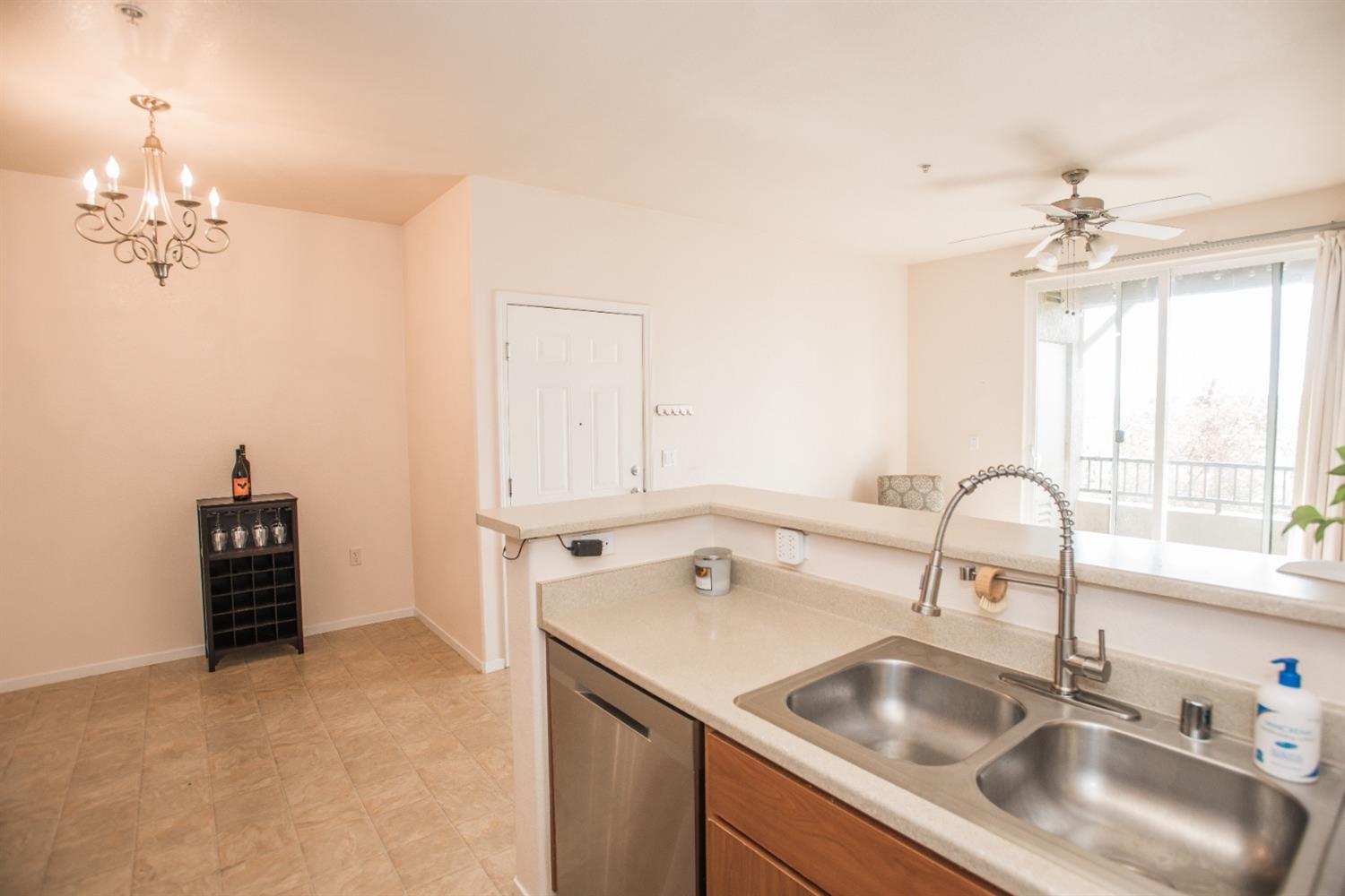 Photo #13: 223103885 Listing: Photo #13