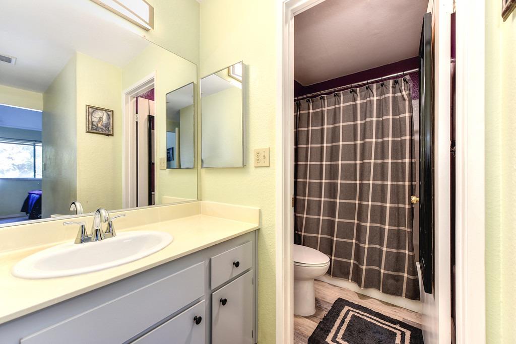 Photo #21: 223098247 Listing: Photo #21