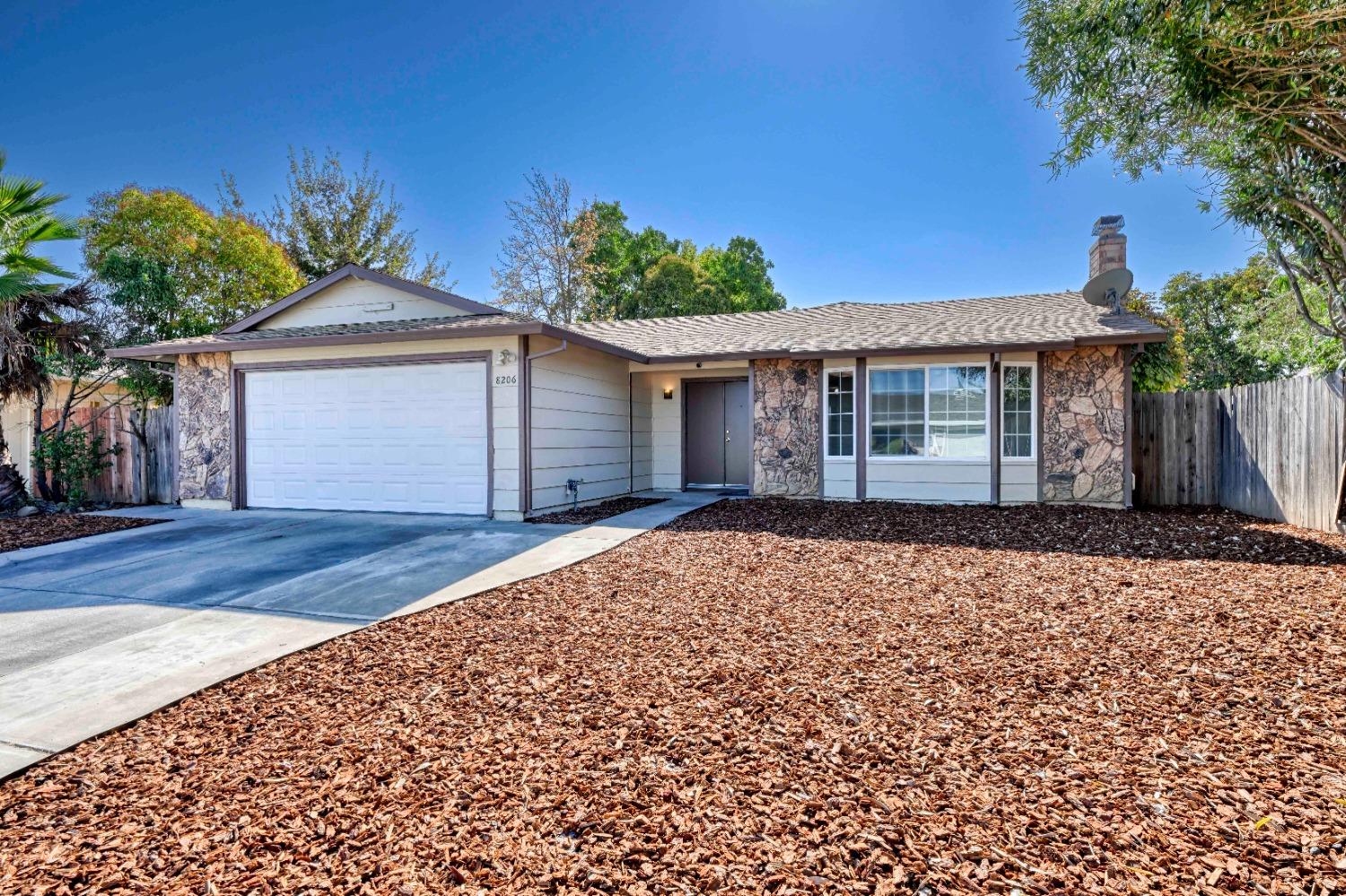 Detail Gallery Image 1 of 1 For 8206 Home Country Way, Sacramento,  CA 95828 - 4 Beds | 2 Baths