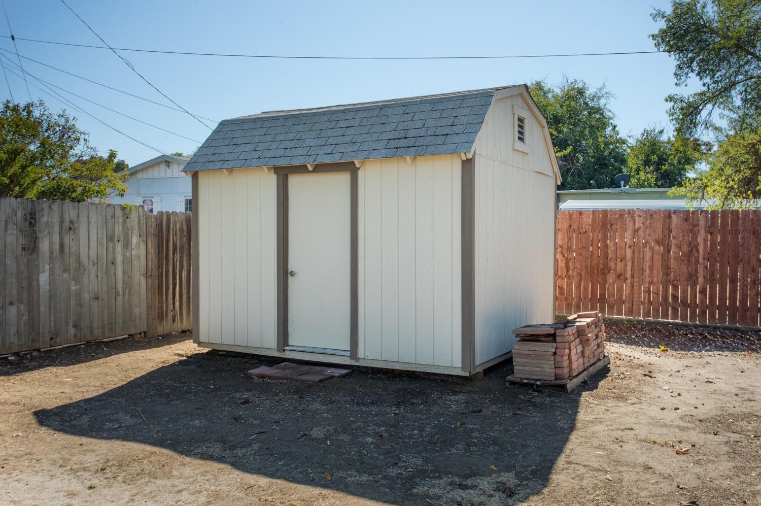 Louis Lane, Colusa, California image 42